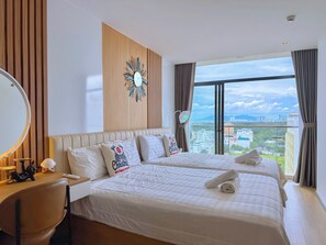 Apartamento de lujo, 2 habitaciones, vistas al mar | Sábanas de algodón egipcio y ropa de cama de alta calidad