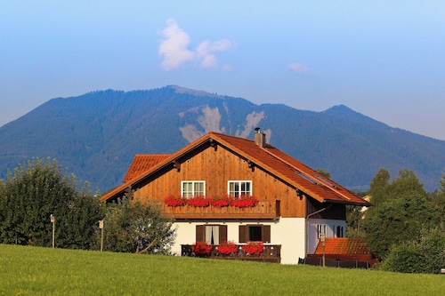 Ruhige - liebevoll eingerichtete Ferienwohnung für 2 Personen.