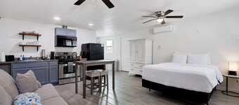5 Points El Paso Guesthouse Studio- Comfy & Centrally Located