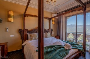 Halima | In-room safe, individually decorated, laptop workspace, bed sheets - Casa Maravillosa (Chefchaouen)
