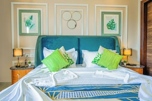 Deluxe Apartment, 2 Bedrooms, Balcony, Pool View | 2 bedrooms, iron/ironing board, free WiFi