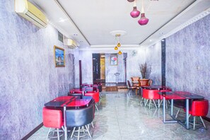 Coin salon dans le hall