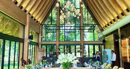 Armin Homes 3BR Wabi Sabi Apt Ecopark