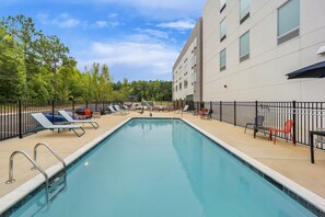 Outdoor pool - Hawthorn Extended Stay by Wyndham Mebane (Mebane)