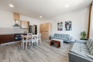 1 bedroom - Seaside Apartment With Resort Access - Margarita (Ishëm)