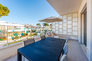 Apartment | 1 bedroom - Expansive Apartment With Beach Access - Jasemin (Ishëm)