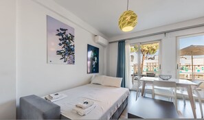 Apartment | 1 bedroom - Expansive Apartment With Beach Access - Jasemin (Ishëm)