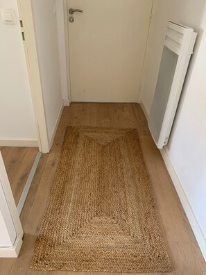 Interior - Rent apartment Bordeaux Centre Fondaudège -2 bedrooms, 58m² ( 83 m2 total) (Bordeaux)