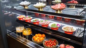 Desayuno buffet (CNY 69 por persona)