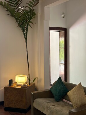 Interior - Mango Tree Villa (Unawatuna)
