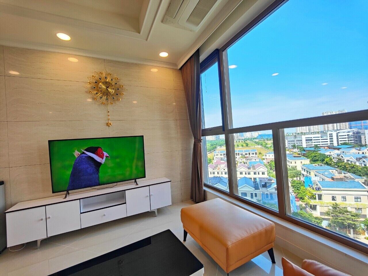 Apartment, 3 Bedrooms, Balcony, City View | Living area | Flat-screen TV, Netflix, streaming services