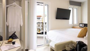 1 habitación, sistema de insonorización, wifi gratis y ropa de cama