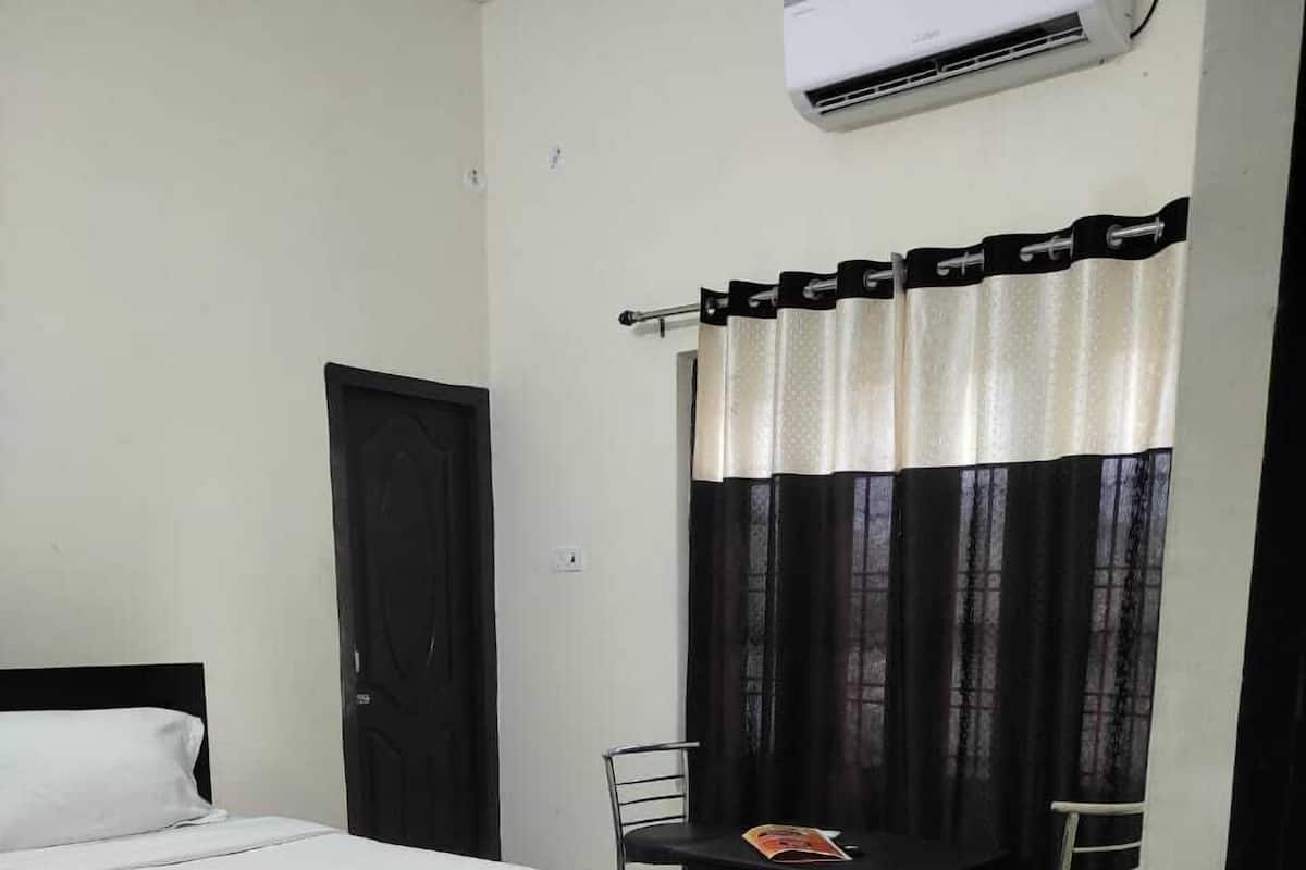 Standard Room, Balcony, Garden View