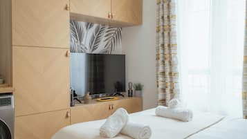 Studio | Living area