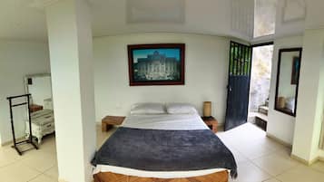 Desk, laptop workspace, free WiFi, bed sheets