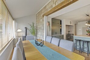 Dining room - Wyndgrove House - North East Escapes (Seahouses)