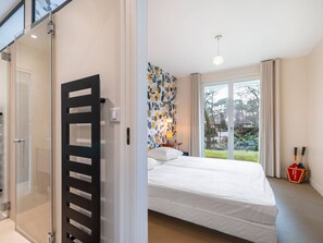 5 bedrooms, free WiFi