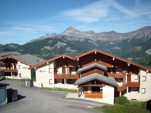 Studio for 4, near slopes, fully equipped
