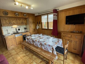 Fridge, microwave, dishwasher, coffee/tea maker - Charming 2-Room Apartment in Les Saisies for 7 People (Hauteluce)