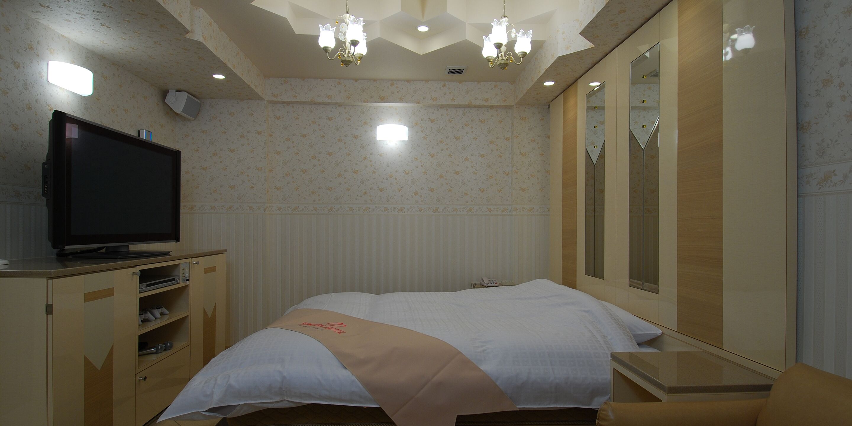 Standard Double Room | WiFi (free)
