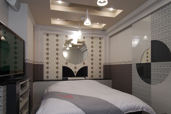 Standard Double Room | Free WiFi