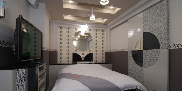 Standard Double Room | Free WiFi