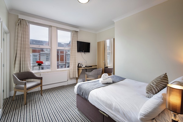 Classic Double Room | 1 bedroom, free WiFi