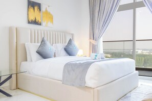 Comfort-Studio, Balkon, Stadtblick | Zimmersafe, Bügeleisen/Bügelbrett, kostenloses WLAN