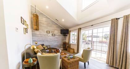 Ocean "Front" Lux, 3 Living Rooms: SeaView House