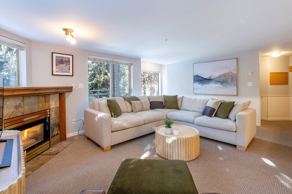 Main Floor - Living Room