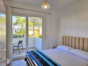 2 chambres, fer et planche Ă repasser, Wi-Fi gratuit, draps fournis