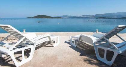Spacious and Cozy Seafront Apartments