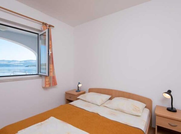 Room - Spacious and Cozy Seafront Apartments (Ston)