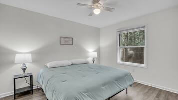 3 bedrooms, WiFi, bed sheets