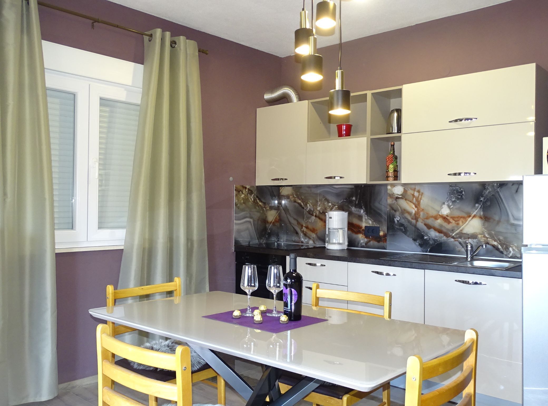 Apartment (One Bedroom Apartment Luna 3) | Private kitchen | Fridge