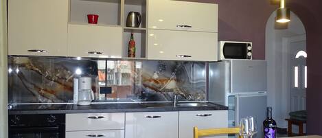 Apartment (One Bedroom Apartment Luna 3) | Private kitchen