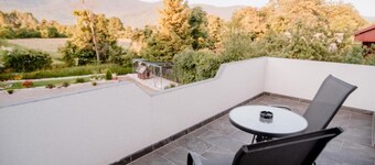 Mountain Serenity Rooms