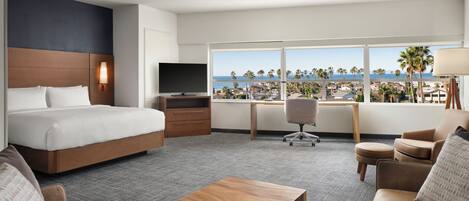 Standard Studio Suite, 1 King Bed with Sofa bed