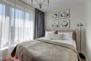 Apartamento luxo | 3 quartos, ferros/tábuas de passar roupa, Wi-Fi de cortesia