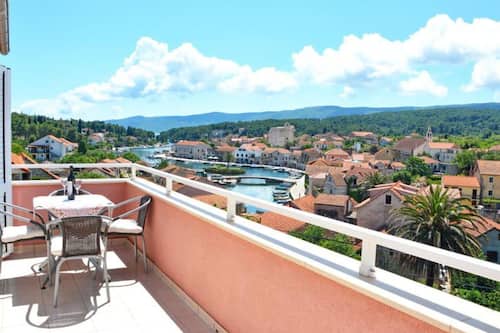 Apartment (One Bedroom Luxury Apartment with Bal) | Balcony