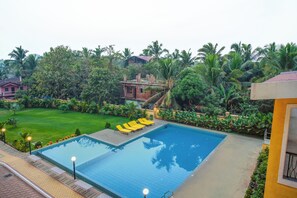 Outdoor pool - Alaya Stays Veera Marina 3 BHK Apartment (Candolim)
