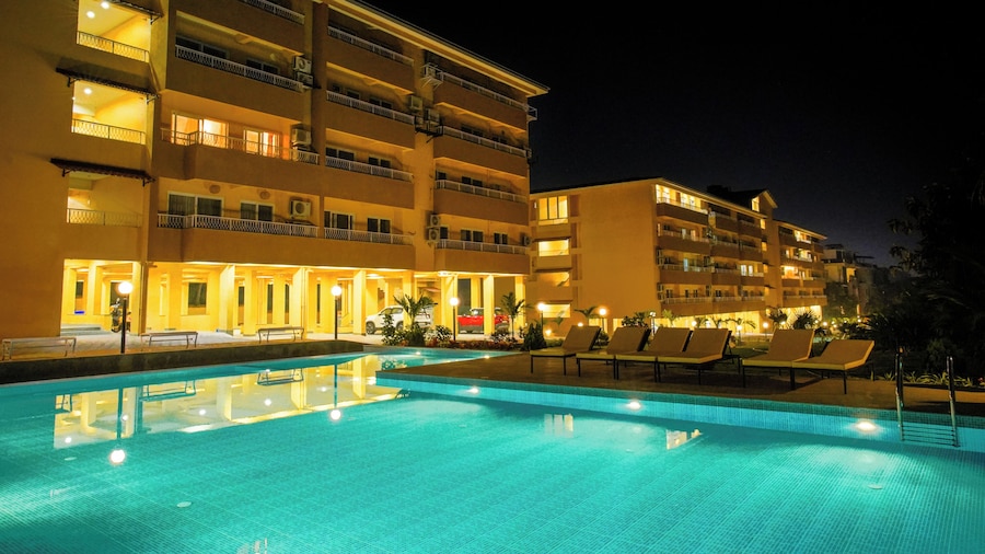 Alaya Stays Veera Marina 3 BHK Apartment