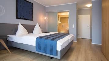 Comfort Double Room Single Use, Balcony, Courtyard View | Desk, laptop workspace, blackout drapes, free WiFi