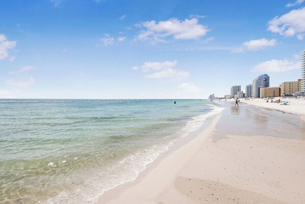 ビーチ、サンラウンジャー、ビーチタオル