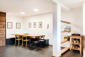 Living area - Modern Flat (Vacallo)