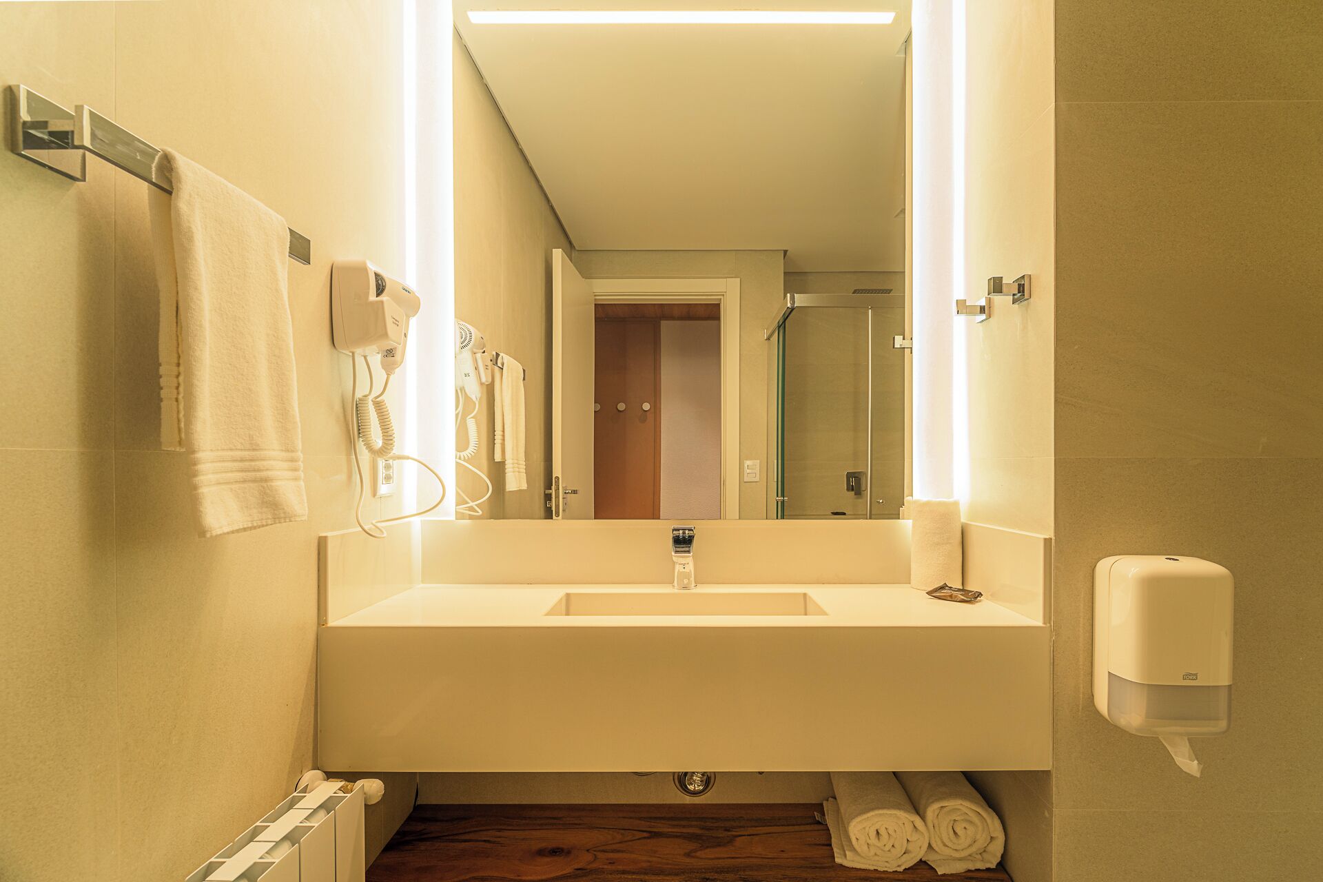 Foto - Poehma Lago Negro by Livá OFICIAL