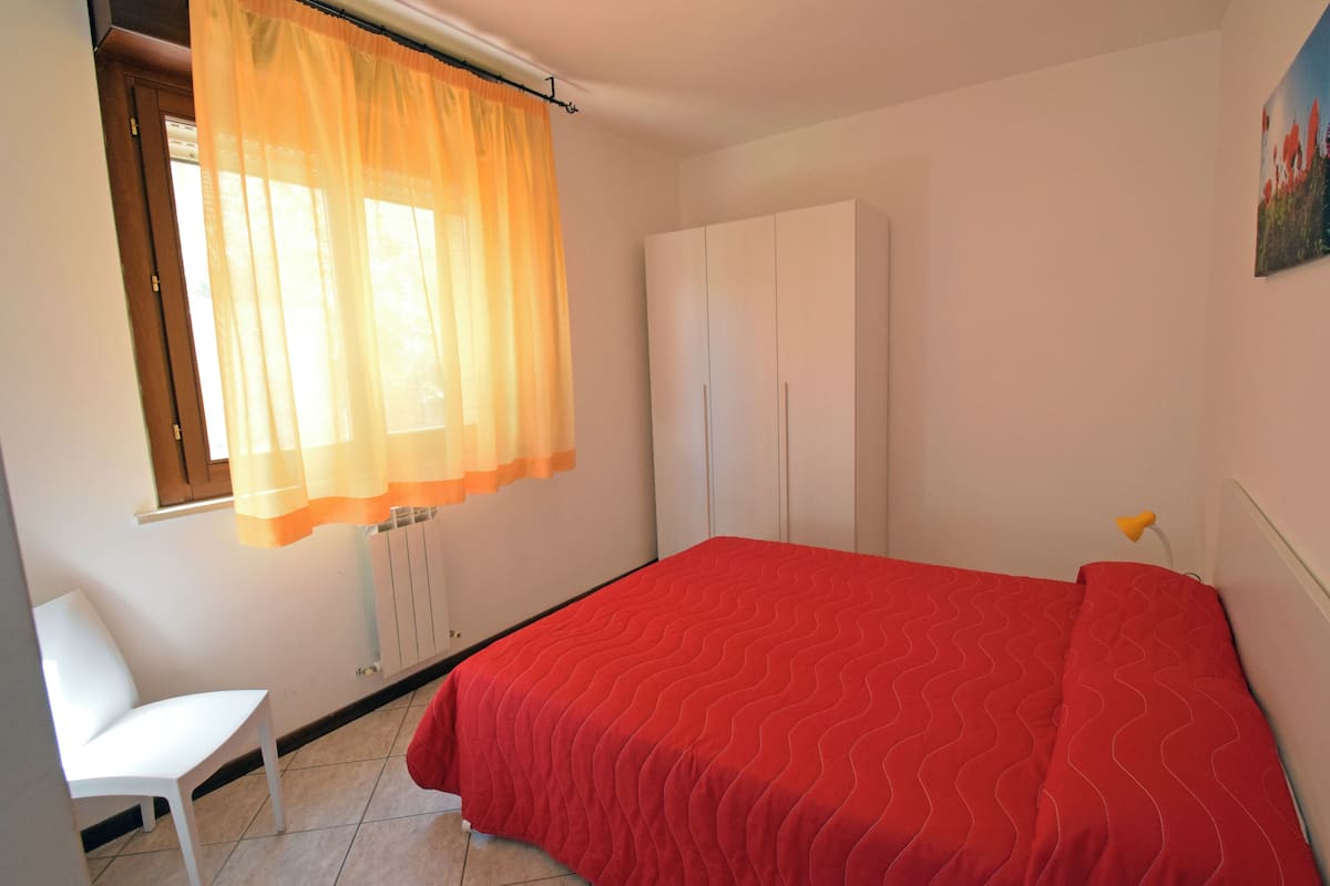 Apartment | Cribs (surcharge), WiFi (free)