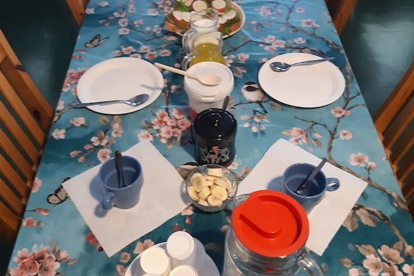 Desayuno continental todos los días (con cargo)