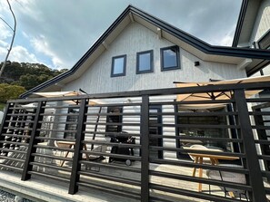 Luxury Cottage | 1 bedroom, free WiFi, bed sheets - last piece (Itoshima)