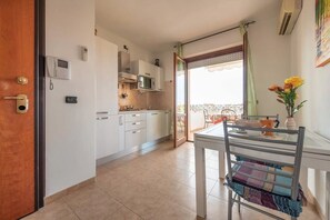 Διαμέρισμα, 2 Υπνοδωμάτια, Μπαλκόνι | Ιδιωτική κουζίνα